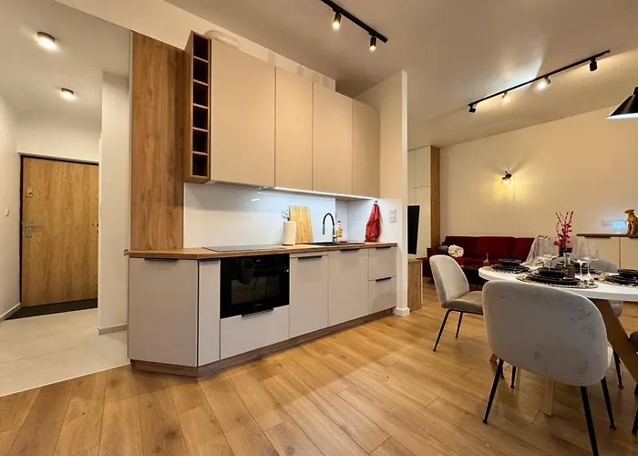 Quiet & Stylish In Old Town 3min From Main Station